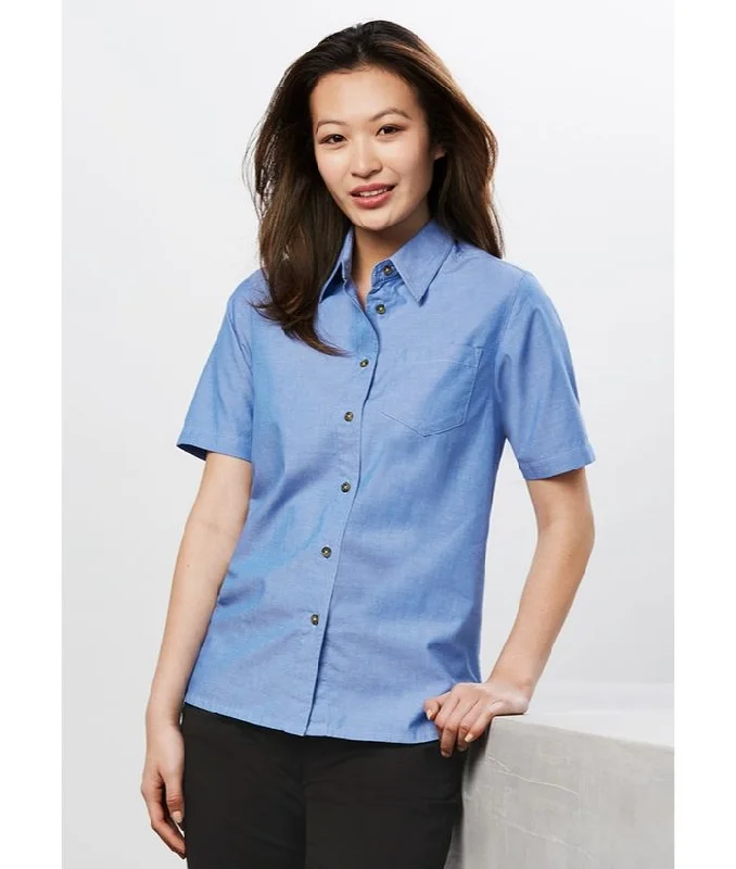 Ladies Wrinkle Free, Chambray Short Shirt ShirtSlim Fit Shirts