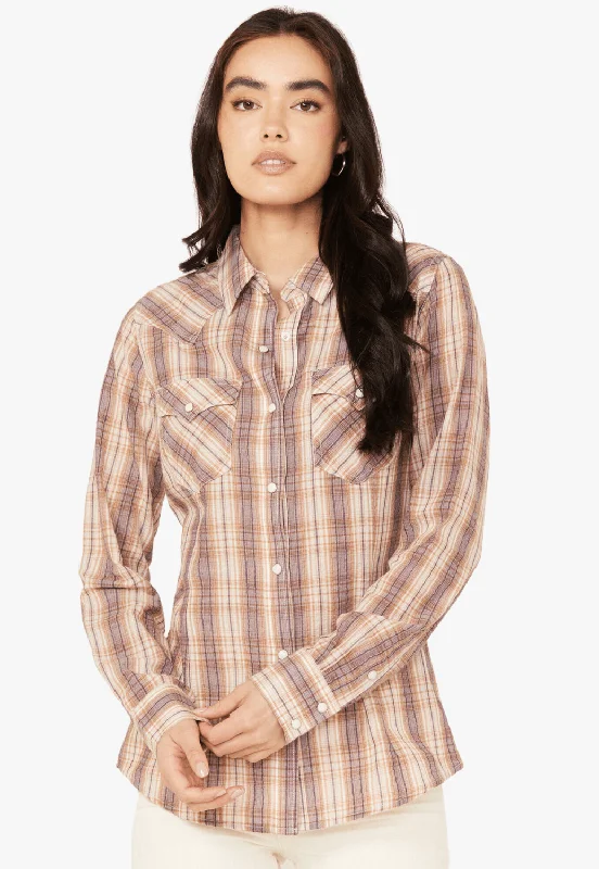 Wrangler Womens Western Snap Long Sleeve ShirtHooded Shirts